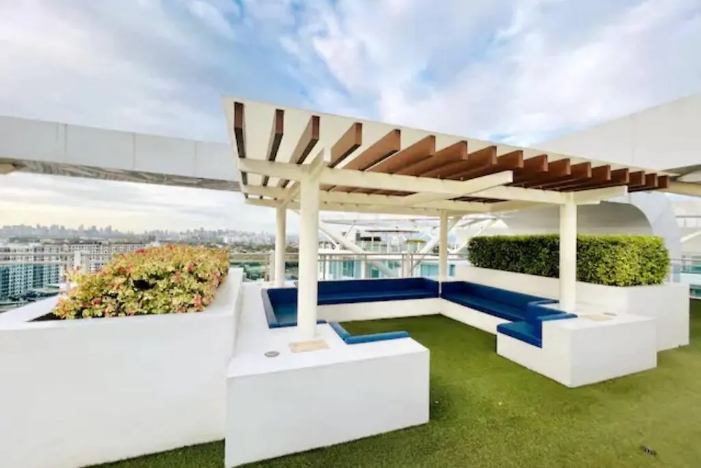 Διαμέρισμα Simple Wooden Style Condo Unit Μανίλα