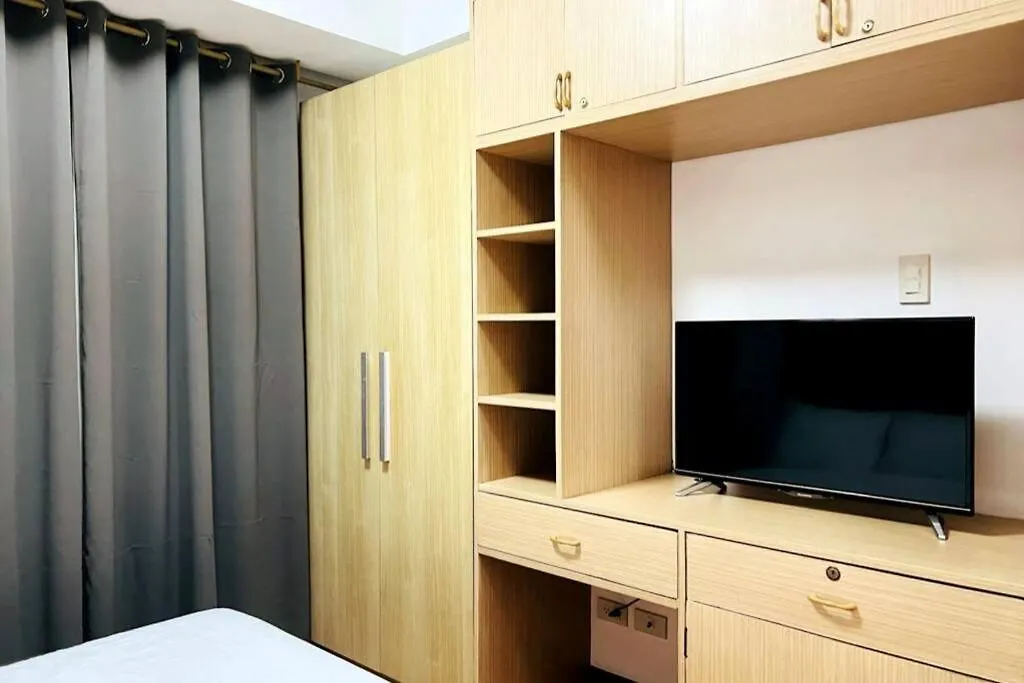 Apartment Simple Wooden Style Condo Unit Manila